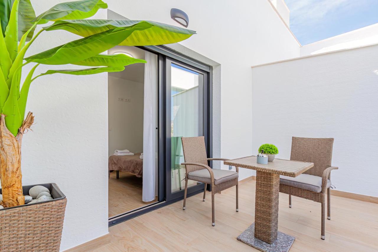 פינסטראט Panoramic Private Pool Home מראה חיצוני תמונה